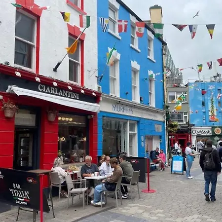 Shop Street * Galway