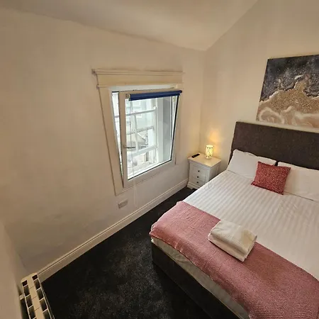 Apartman Shop Street Galway